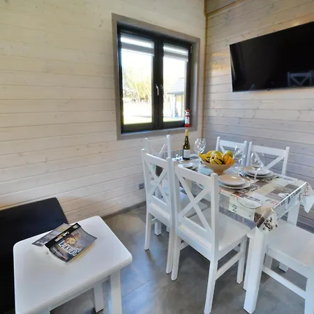 Homes Close To The Beach, Air Conditioning Poland